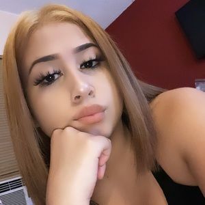 Meet your Posher, Angely